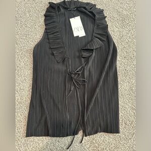 NWT Womens Zara Black Sleeveless Pleated Blouse Tank Top Size M